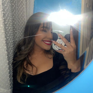 Meet your Posher, Itzel
